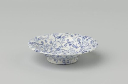 Round footed bowl