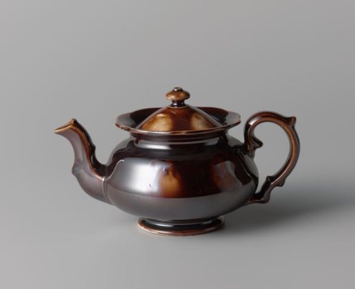 Teapot, brown with light spots