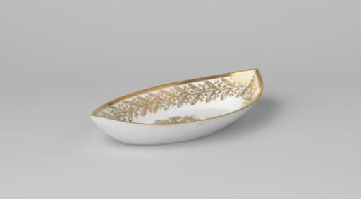 Dish with the coat of arms of Hendrik Peter Godfried Quack and Isabella Gertraud von Carnap