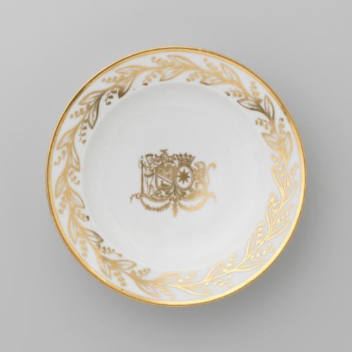 Plate with the coat of arms of Hendrik Peter Godfried Quack and Isabella Gertraud von Carnap