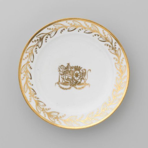Plate with the coat of arms of Hendrik Peter Godfried Quack and Isabella Gertraud von Carnap