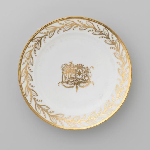 Plate with the coat of arms of Hendrik Peter Godfried Quack and Isabella Gertraud von Carnap