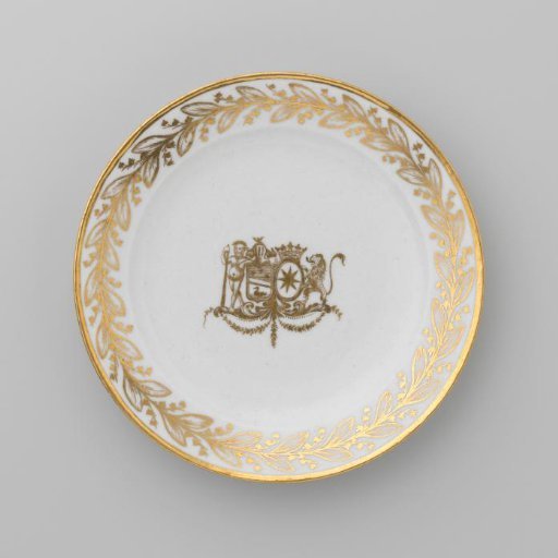 Plate with the coat of arms of Hendrik Peter Godfried Quack and Isabella Gertraud von Carnap