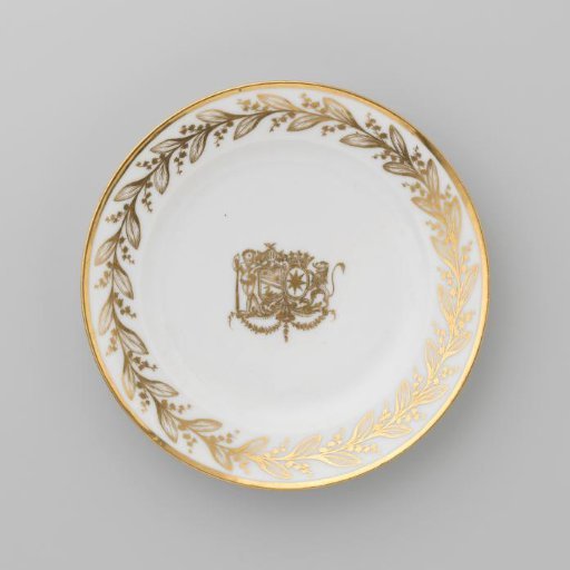 Plate with the coat of arms of Hendrik Peter Godfried Quack and Isabella Gertraud von Carnap