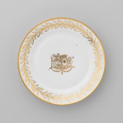 Plate with the coat of arms of Hendrik Peter Godfried Quack and Isabella Gertraud von Carnap