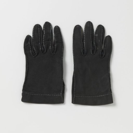 Right glove of black suede
