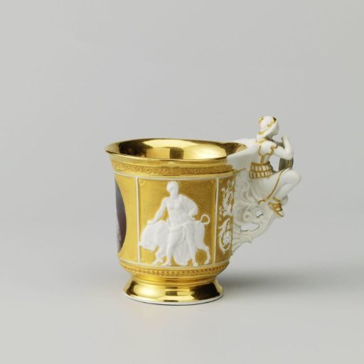 Cup with the portrait of Maria van Hohenzollern-Sigmaringen