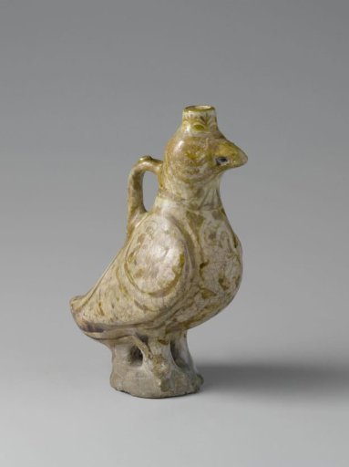 Ewer in the shape of a bird
