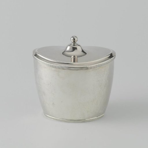 Tea caddy