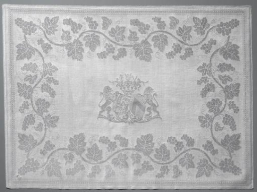 Napkin of white linen damask