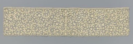 Cravat of needle lace with a symmetrical pattern of many vines with small leaves and flowers