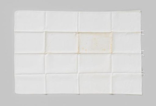 Pillowcase with bobbin lace insert