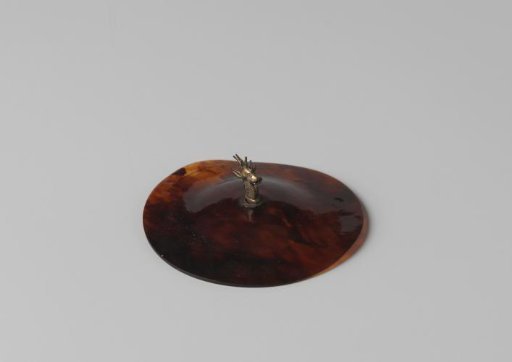 Tortoiseshell lid with silver stag's head (series of 28 pieces, A to BB)