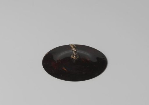 Tortoiseshell lid with silver stag's head (series of 28 pieces A to BB)