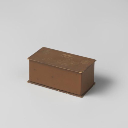 Box containing silver livery buttons with the coat of arms of Teding van Berkhout