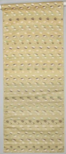Piece of silk damask with a design of linked mesh and border ornament of lanterns