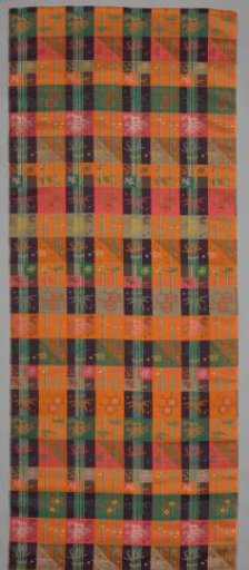 Piece of silk damask with a design of blocks intersected by stripes. Decorated with, among other things, seven-fingered leaf