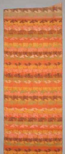 Panel of silk damask with a design of blocks in horizontal color bands, filled with, among others, gridwork, sunflowers and goose eye