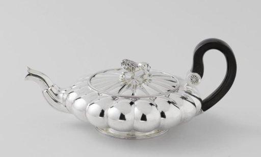 Three-piece tea service