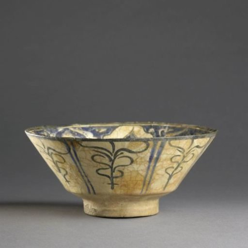 Bowl with a panel decoration with stylized floral scrolls
