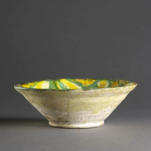 Bowl with incised medallions