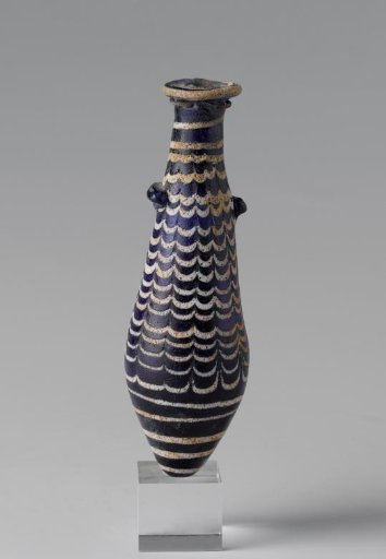 Small double-shaped vase