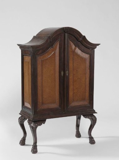 Colonial cabinet on an open stand