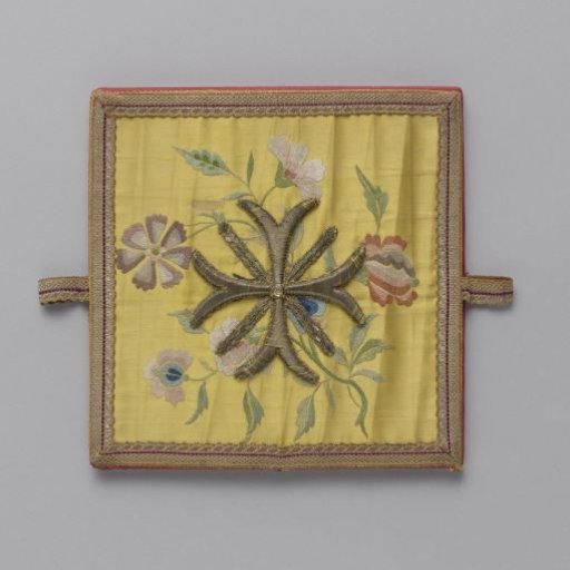 Bursa of yellow silk satin with embroidery