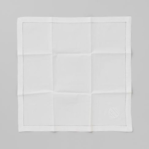 Linen napkin with the embroidered initials BU