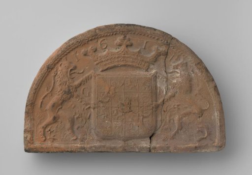 Hearth-tile with the coat of arms of Prince Maurice of Orange-Nassau