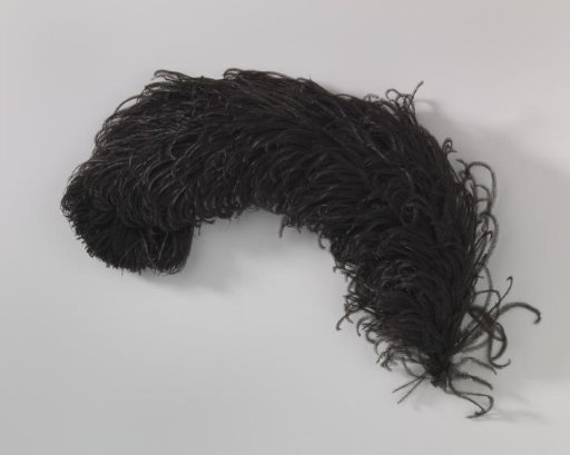 Tuft of ostrich feathers, black, with strongly curved end
