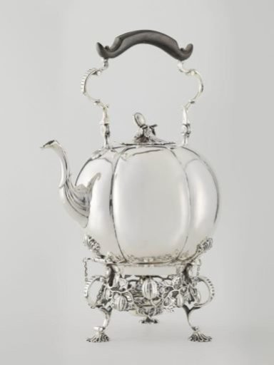 Kettle in the shape of a melon