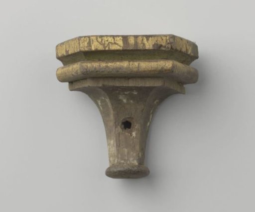 Fragment (console of the altarpiece case?); (possibly) belonging to the Soest Altarpiece