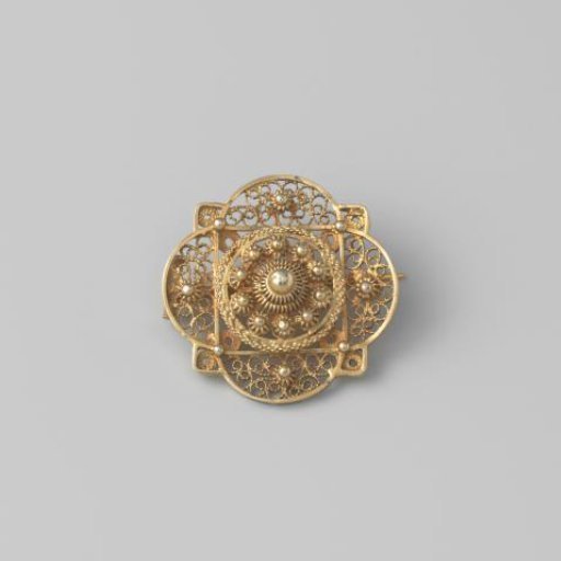 Brooch Pin in Drentse Style of Gilded Silver Filigree
