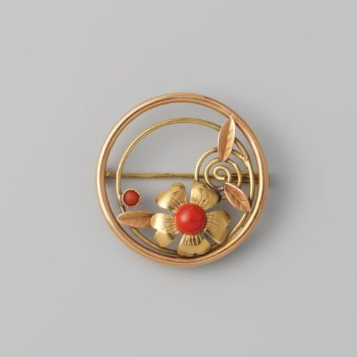 Gold-wire brooch with flower, heart of coral