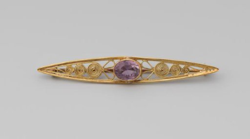 Brooch of gold wire with amethyst