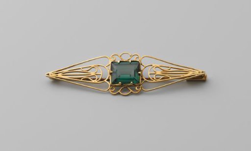 Gold chain with green glass