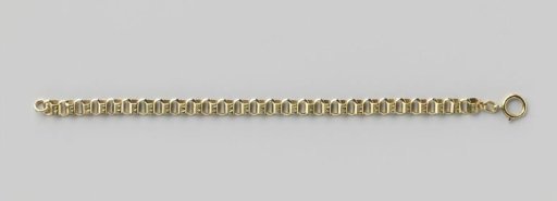 Gold chain bracelet with Emma links