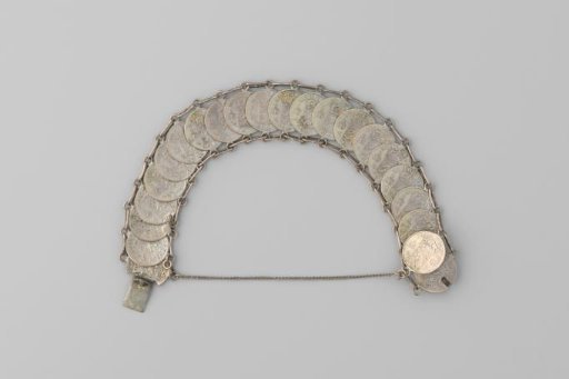 Silver bracelet of twenty-two linked Dutch-Indian ducats