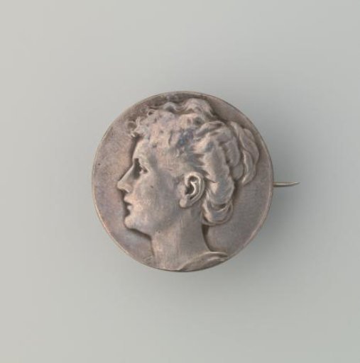 Silver brooch of Wilhelmina