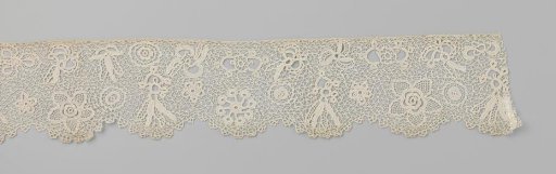 Strip of lace