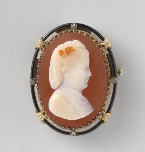Cameo Brooch with Portrait of Queen Emma of the Netherlands