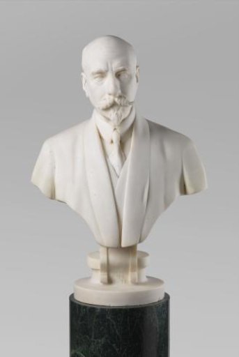 Bust of Mr. M.P. Voûte