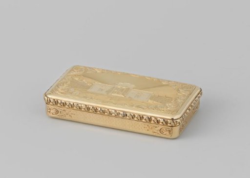 Gold snuffbox with views of the Old and New Exchange in Amsterdam in a case