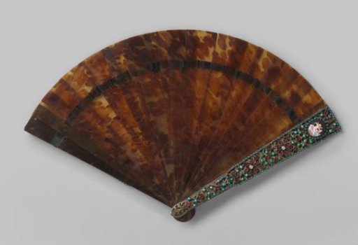 Tortoiseshell Brisé Fan with Both Outer Legs Decorated with Open-Sawed Plate Silver (or Silvered) Set with Gemstones and One with a Medallion Featuring an Enamelled Putto