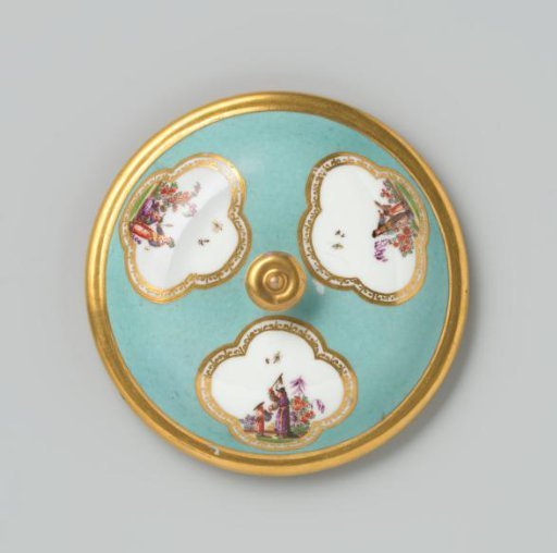Lid of a tureen