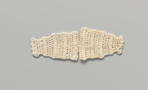 Crocheted white sleeves