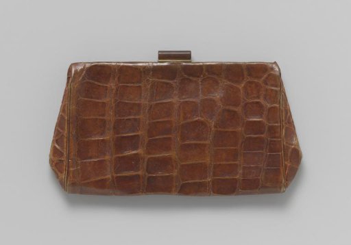 Shoulder bag of brown leather