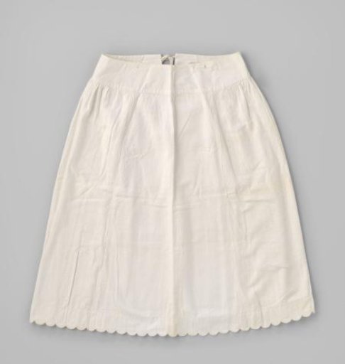 White petticoat with checkered pattern and scalloped edge