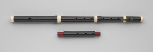 Transverse flute with two interchangeable pieces